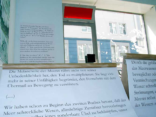 Installation "Ans Meer", 2003, masc foundation, Wien