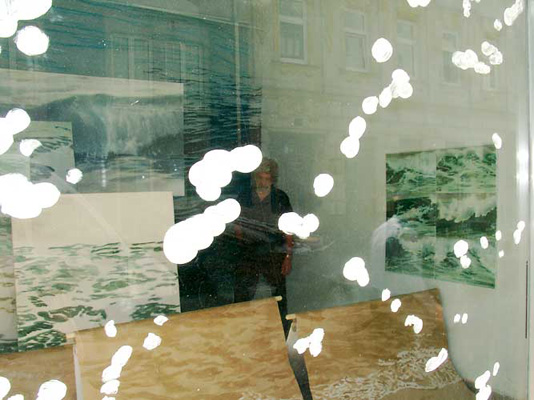 Installation "Ans Meer", 2003, masc foundation, Wien